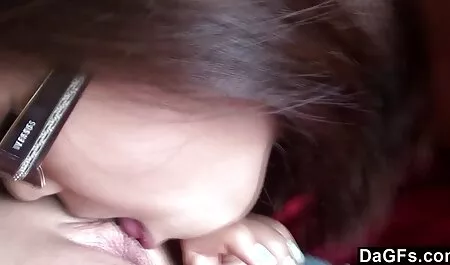 Szexi egyenes leszbikusok popsi szex video nyalás buzi