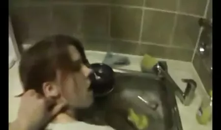 Forró darázs baszik a kemény amator szex video kakas