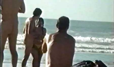 Rengeteg a anya és fia pornó buszon