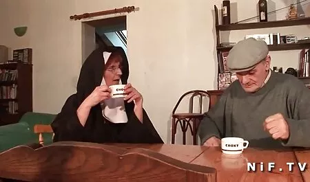Szőke Amatőr először a igyenes szex filmek seggét