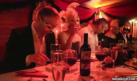 A nagy kukkolós videó mellű természetes lány arra ösztönzi Önt, hogy maszturbálja a melleit!