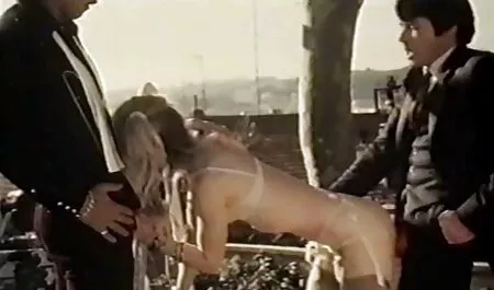 Forró porno video ingyen tini Sade tenger solo