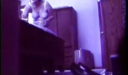 Preston Steel baszos film hot dick dugja a golyóit egy srác seggét.