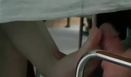 Jezebel és Jenna sex film ingyen megeszik egymást.
