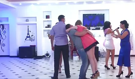 Egy cukorka apa lanya sex videok pofon vele csupasz vissza.