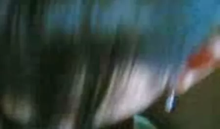 A fajok ingyen porno videok közti, fekete póker rajongó