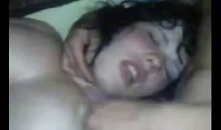 egész nap szeretkezik pornó filmek ingyen a barátnőjével.