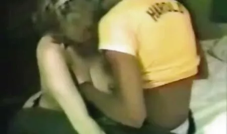 A kopasz fickó szex video teljes film maszturbál egy kemény vas kakas a féreg szeme, Vi