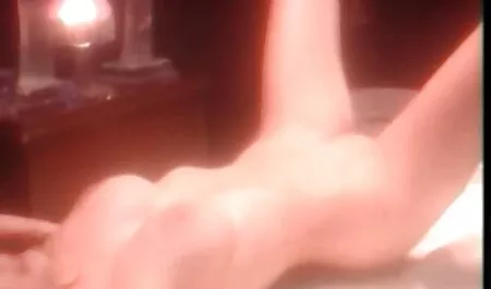 Kínai mostohatestvér baszik assly! Seggét amatőr pornó filmek mellei
