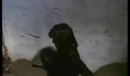 Egy szuper aranyos anya fia szex a konyhában lány baszva az ujjaival!
